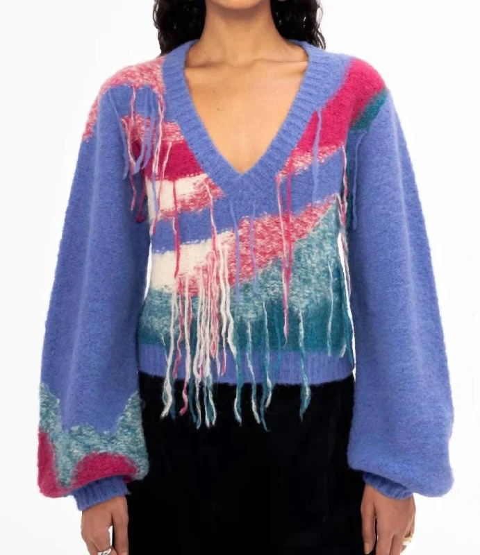 Maya V Neck Sweater In Feather Print